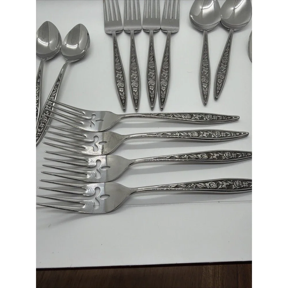 Ekco Eterna Santiago Custom Stainless Flatware Japan, 16 Pcs. No Box Never Used